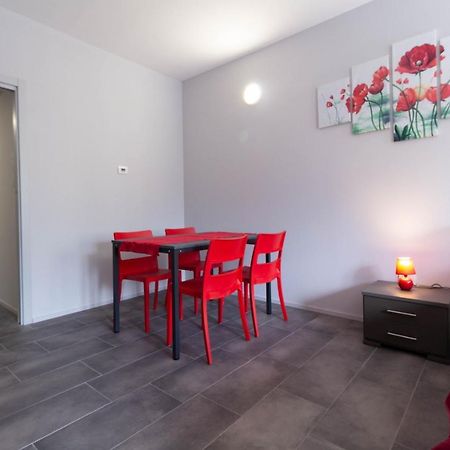 Appartamento Papavero - Affitti Brevi Italia Лекко Экстерьер фото